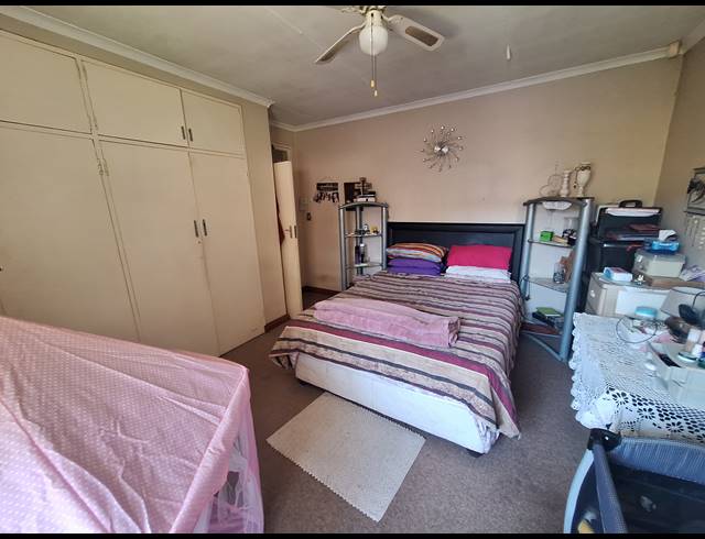 3 BEDROOM HOUSE FOR SALE IN VANDERBIJLPARK SE 2